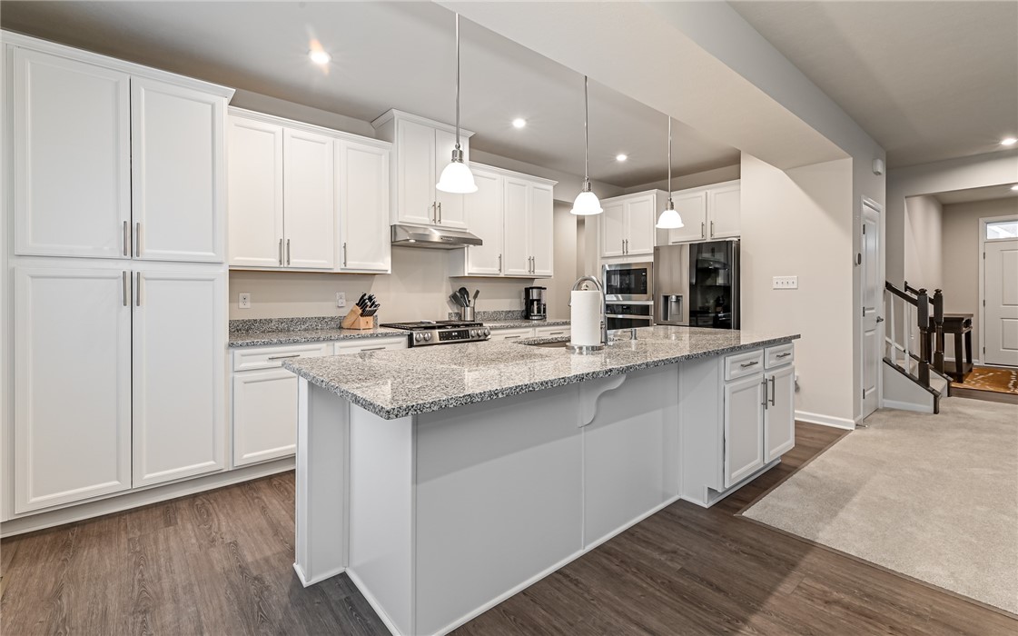 549 Blackrock Blvd