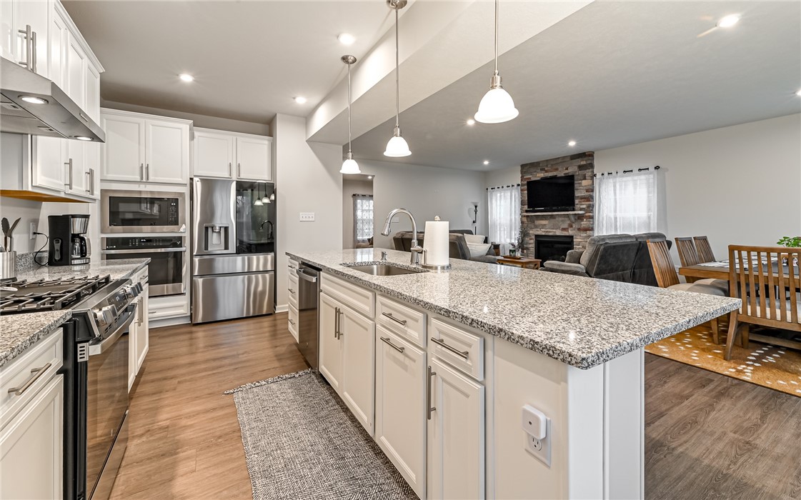 549 Blackrock Blvd
