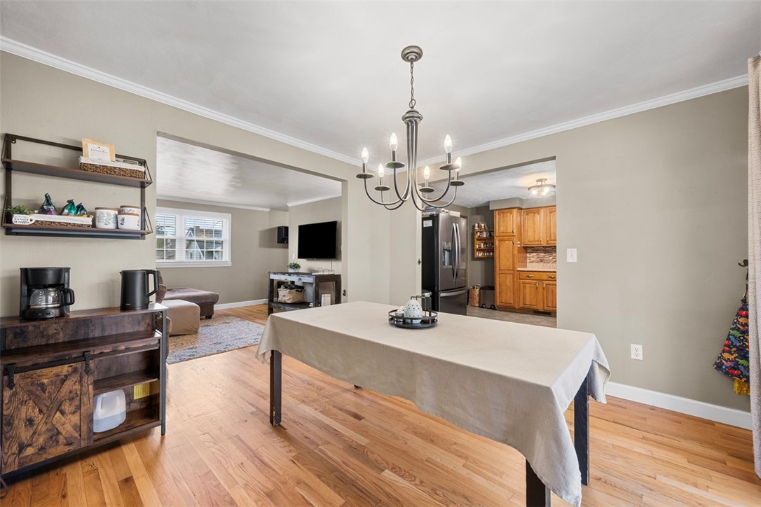 21 Mineola Ave