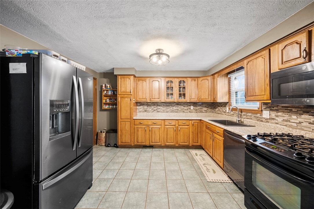 21 Mineola Ave