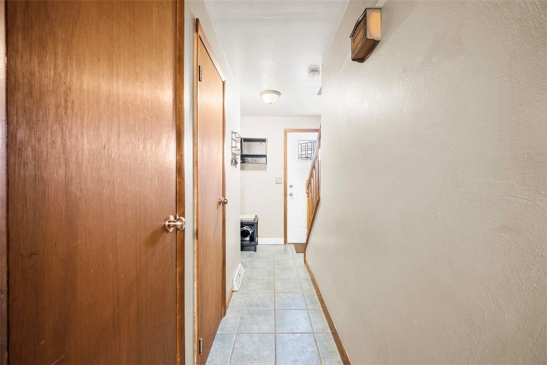 21 Mineola Ave