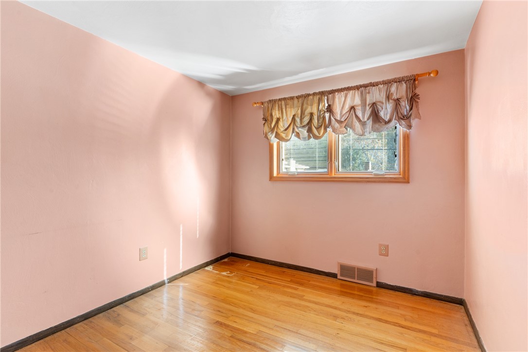 1026 Evergreen