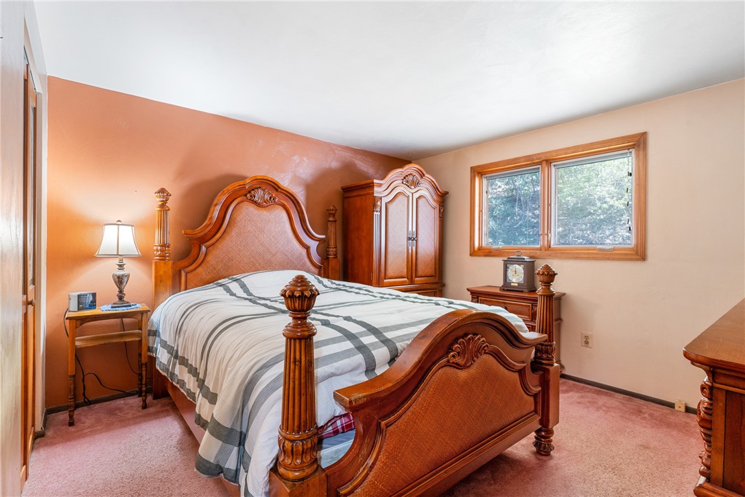 1026 Evergreen