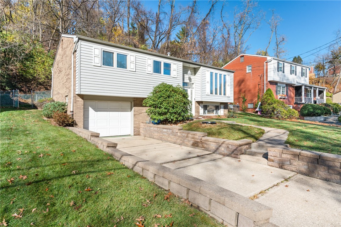 1026 Evergreen