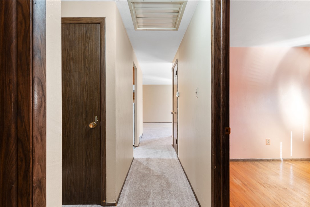 1026 Evergreen