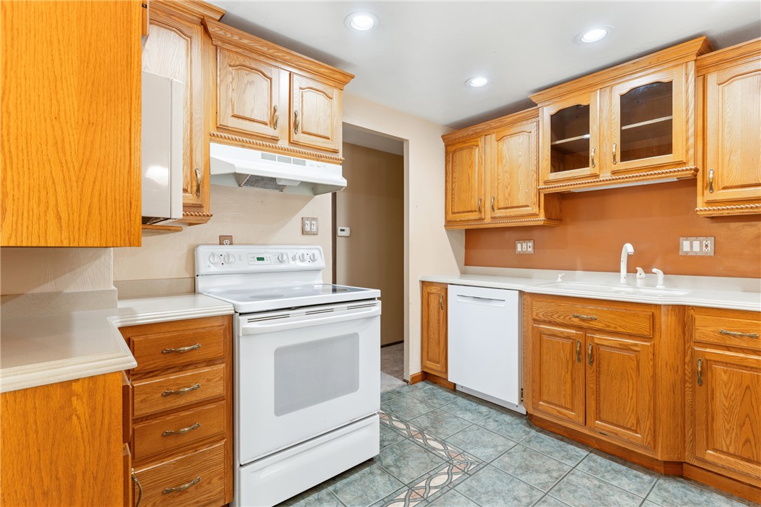 1026 Evergreen