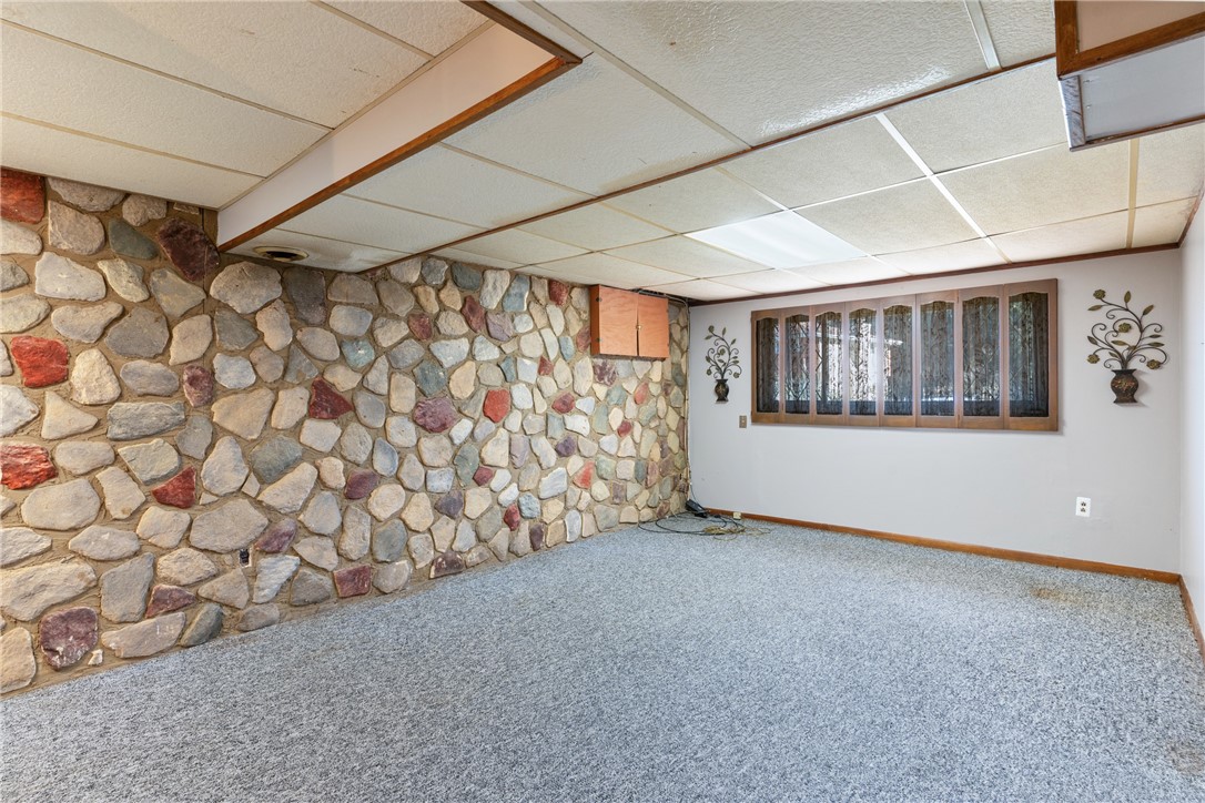 1026 Evergreen