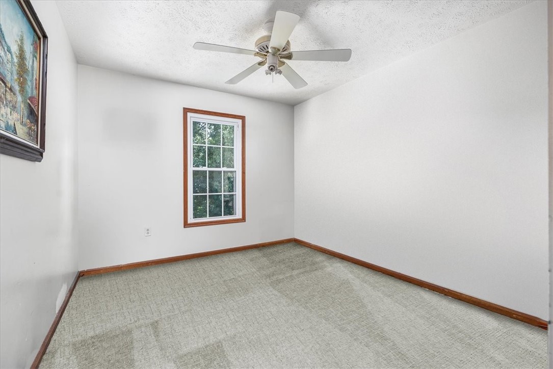 318 Haldeman Dr