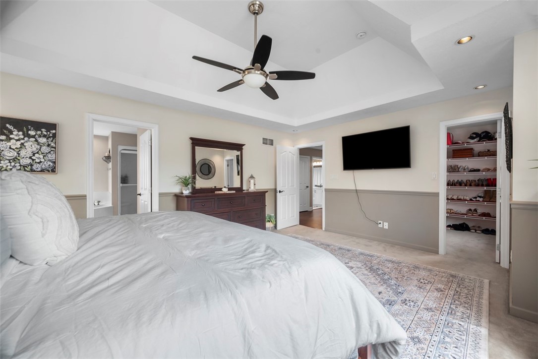 391 MANOR