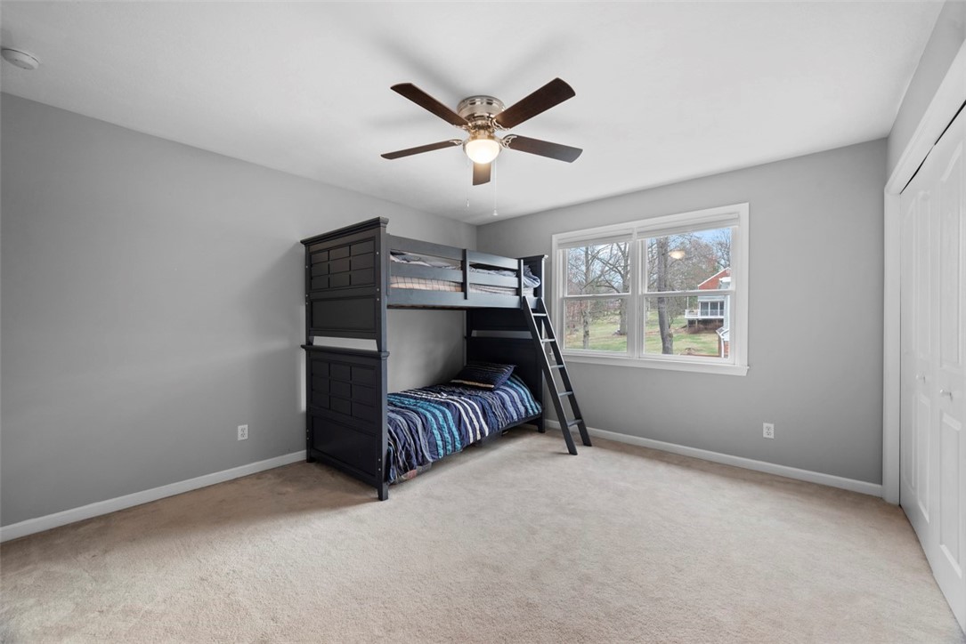 391 MANOR