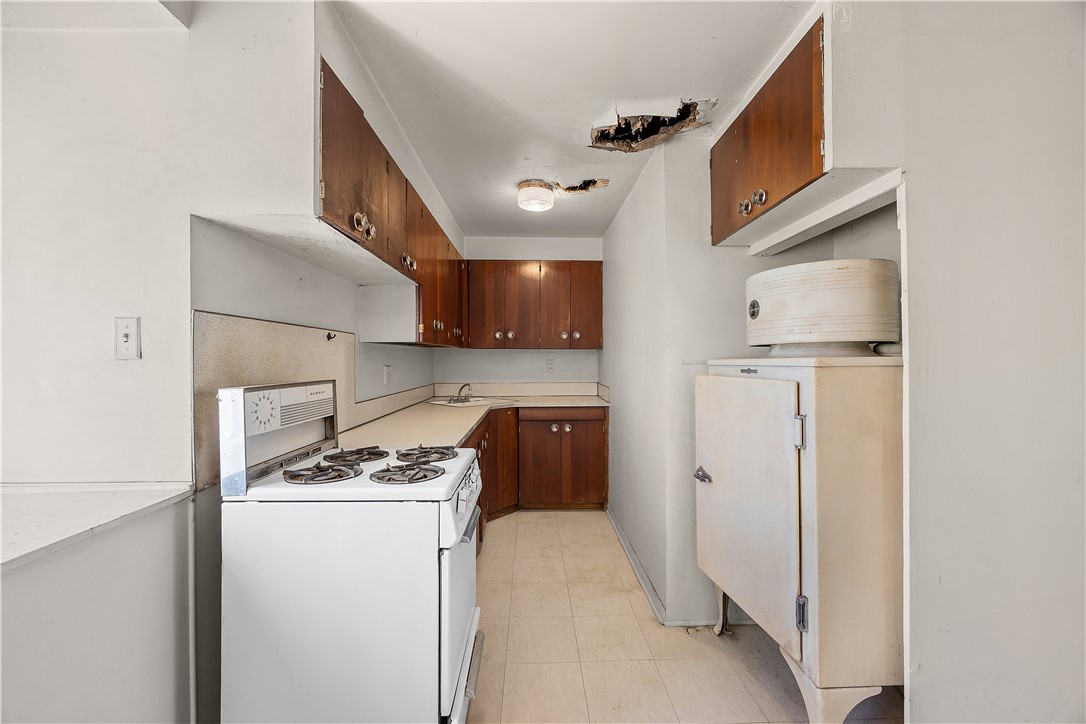 649 Wexford Bayne Road