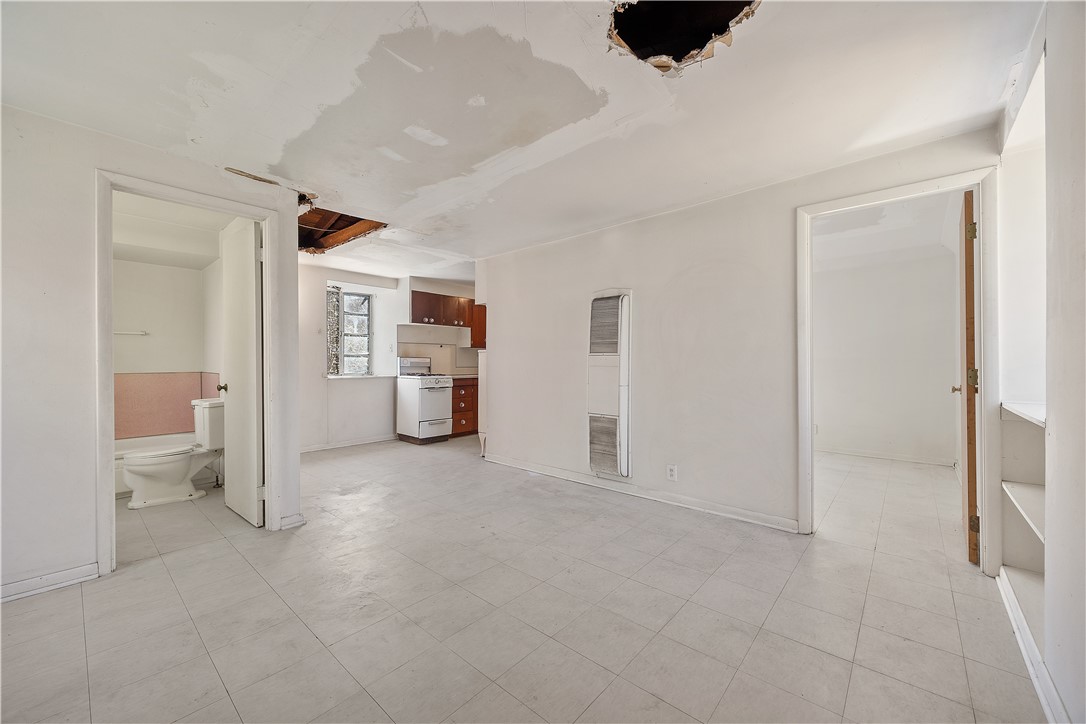 649 Wexford Bayne Road
