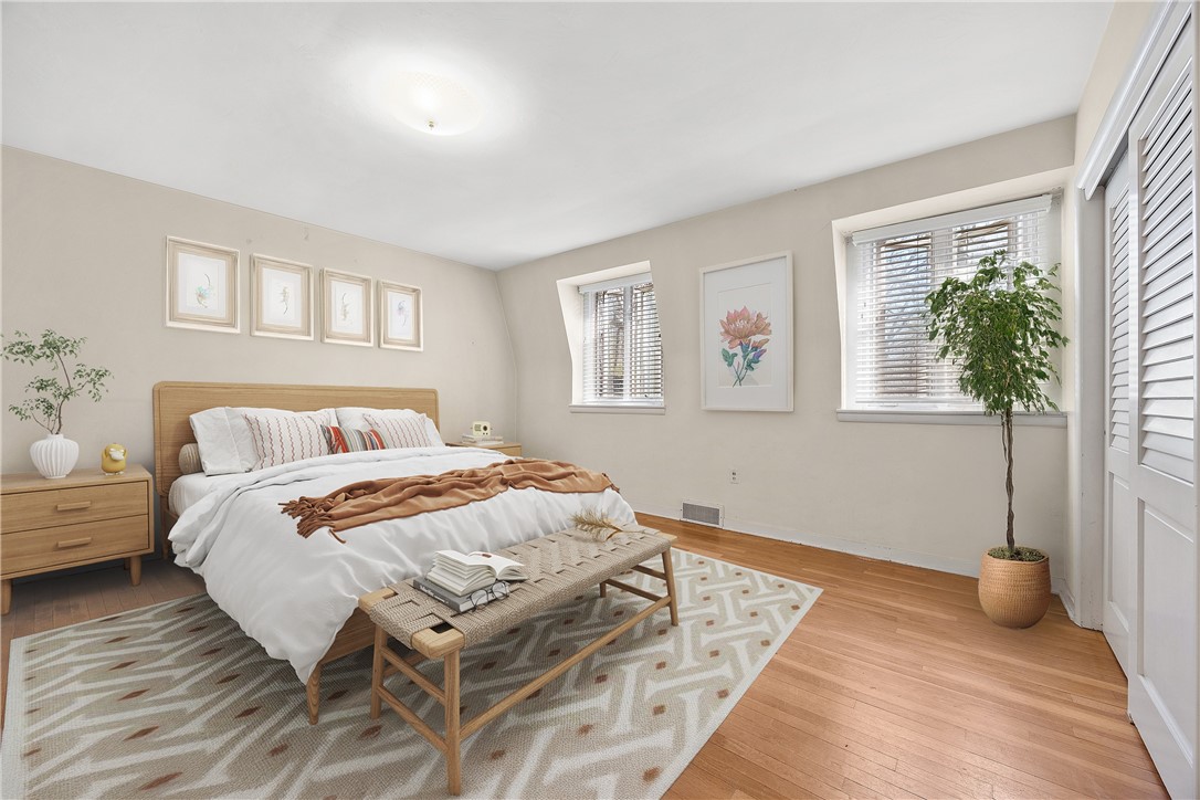 649 Wexford Bayne Road
