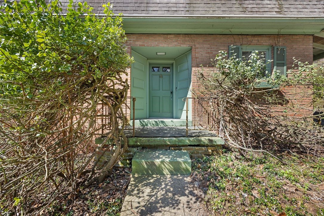 649 Wexford Bayne Road