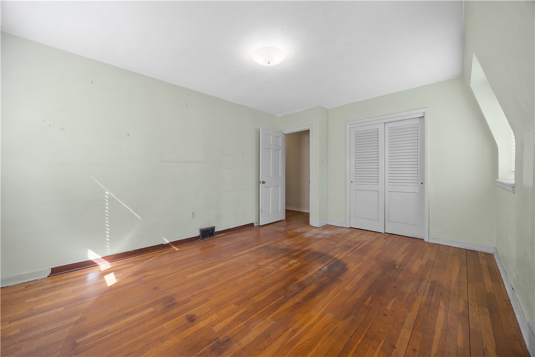649 Wexford Bayne Road