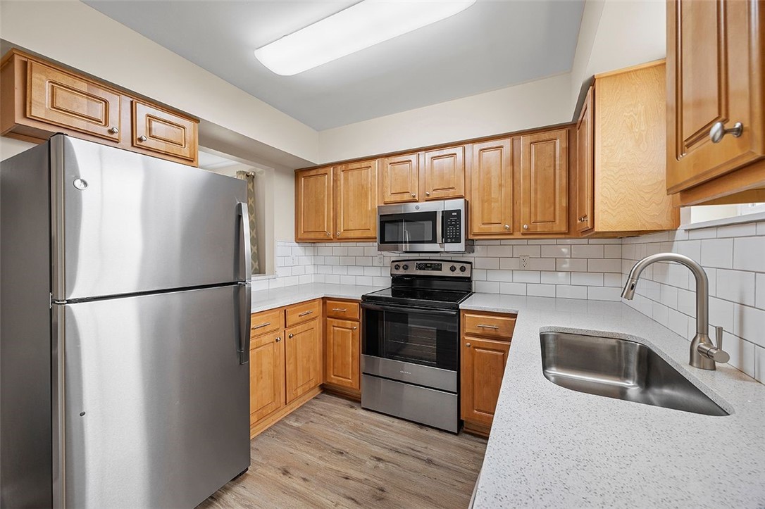 212 Pleasant Ridge Rd