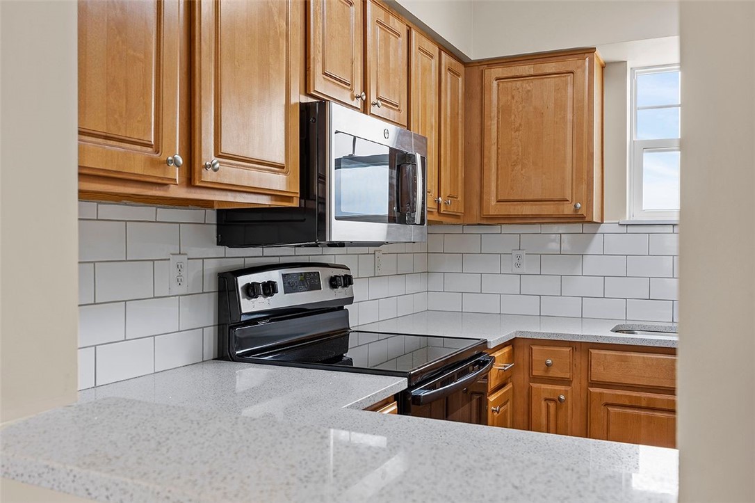 212 Pleasant Ridge Rd