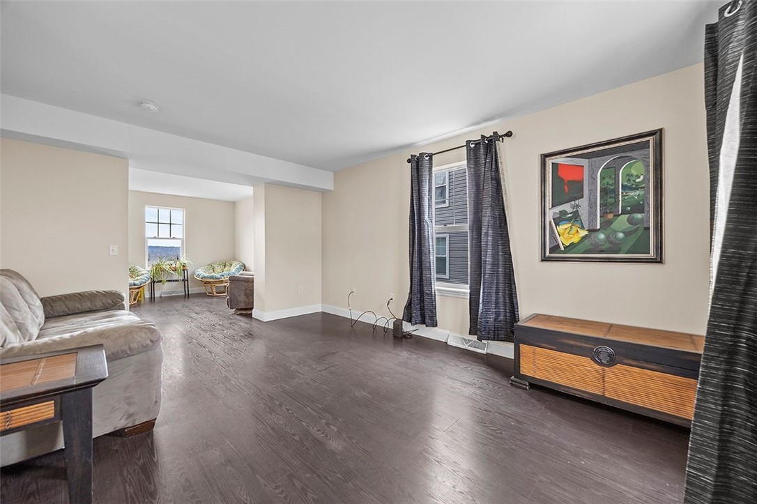 212 Pleasant Ridge Rd