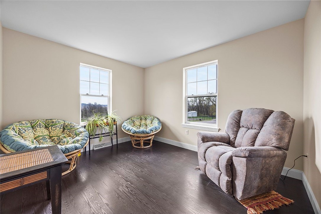 212 Pleasant Ridge Rd