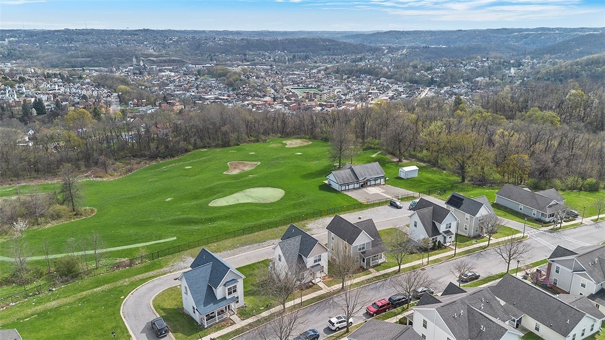 212 Pleasant Ridge Rd