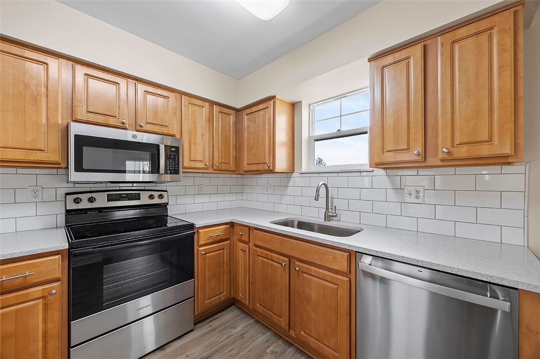 212 Pleasant Ridge Rd