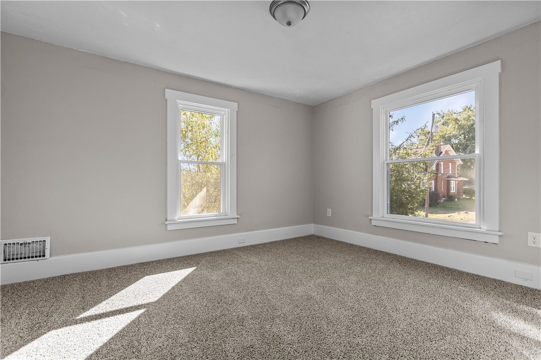 230 E Patterson Ave