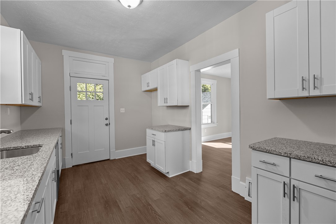 230 E Patterson Ave
