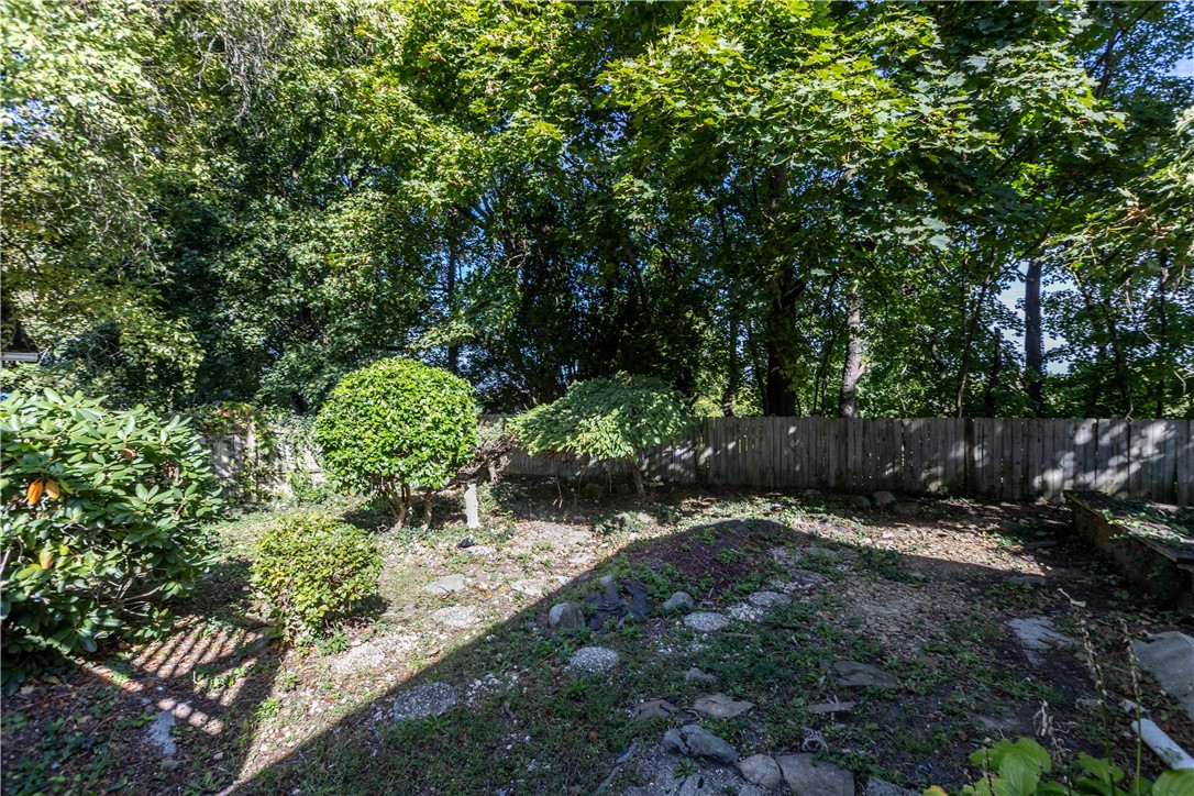230 E Patterson Ave