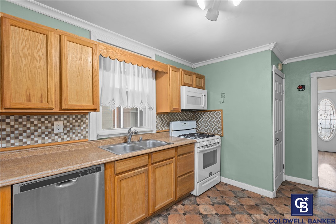 215 N Mercer Ave