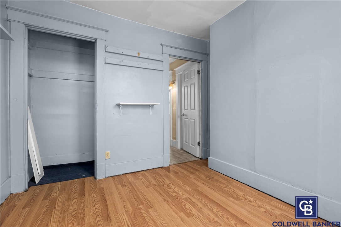 215 N Mercer Ave