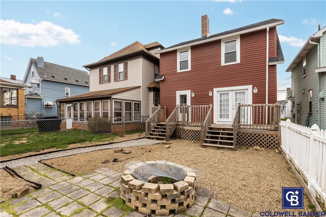 215 N Mercer Ave