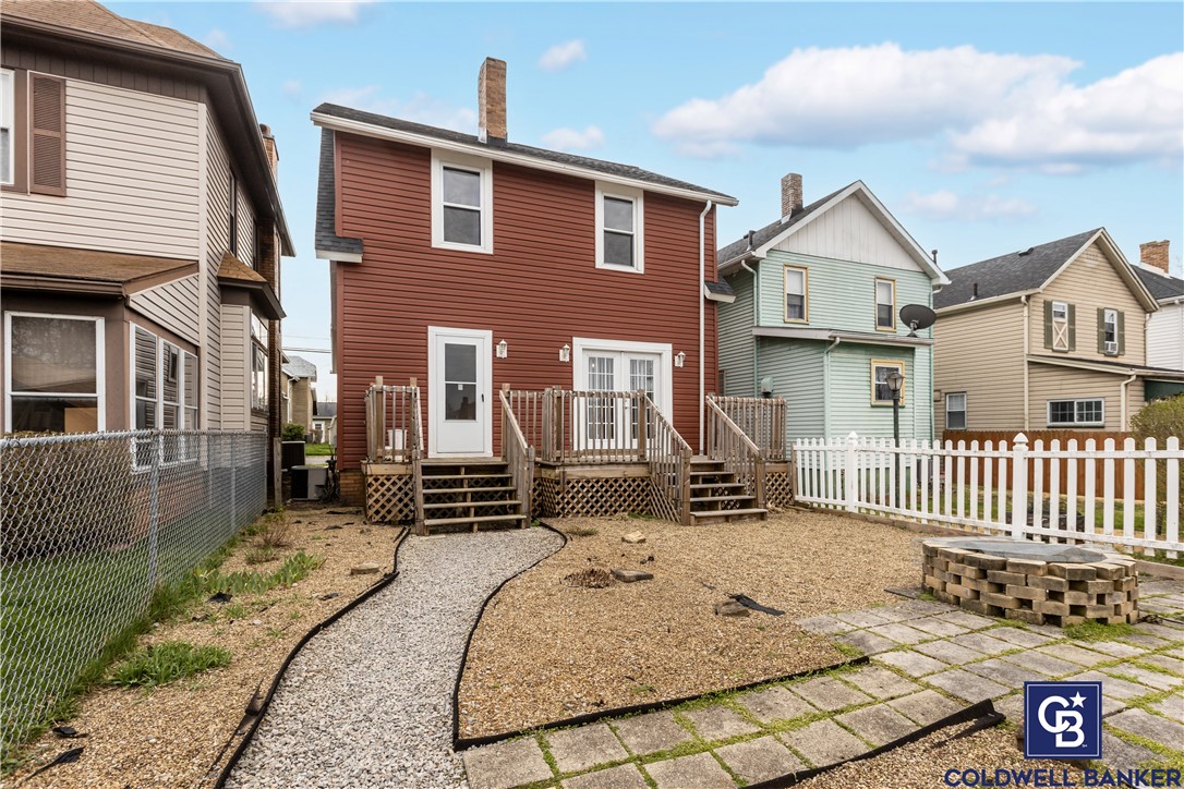 215 N Mercer Ave