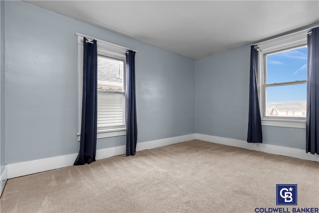 215 N Mercer Ave