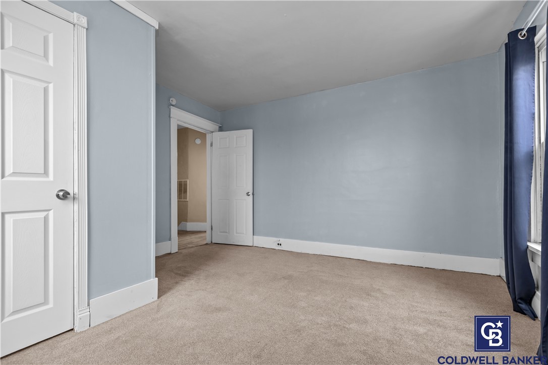 215 N Mercer Ave