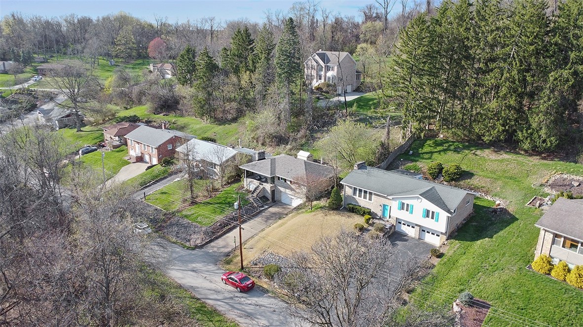 49 Finley Ave