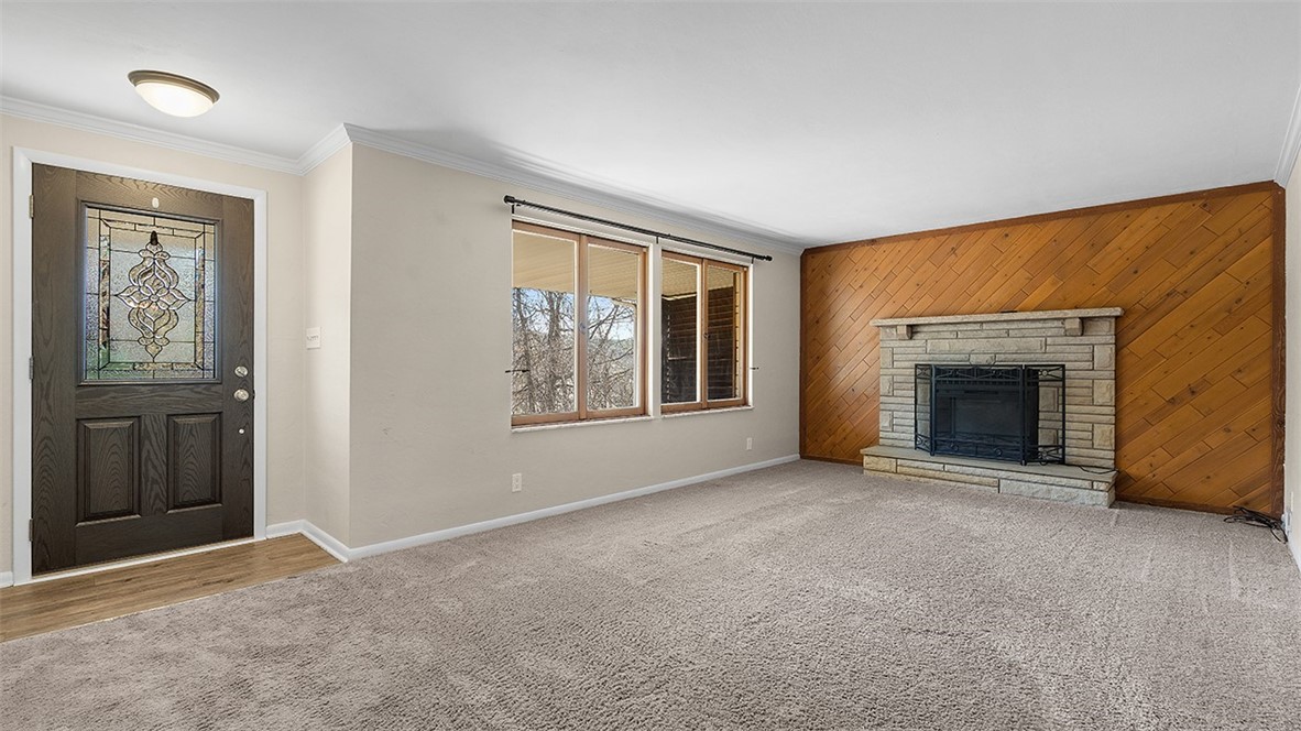 49 Finley Ave
