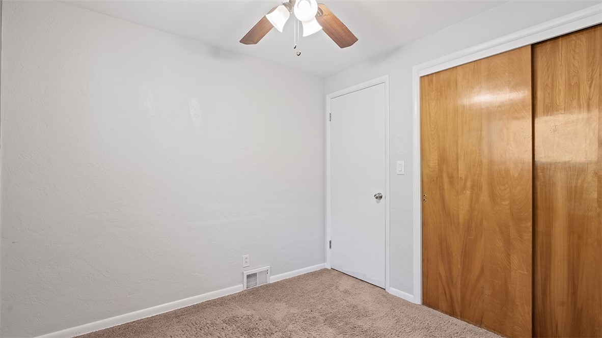 49 Finley Ave