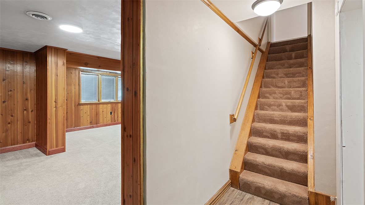 49 Finley Ave