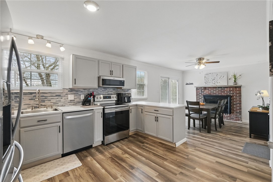 206 Brookston Dr