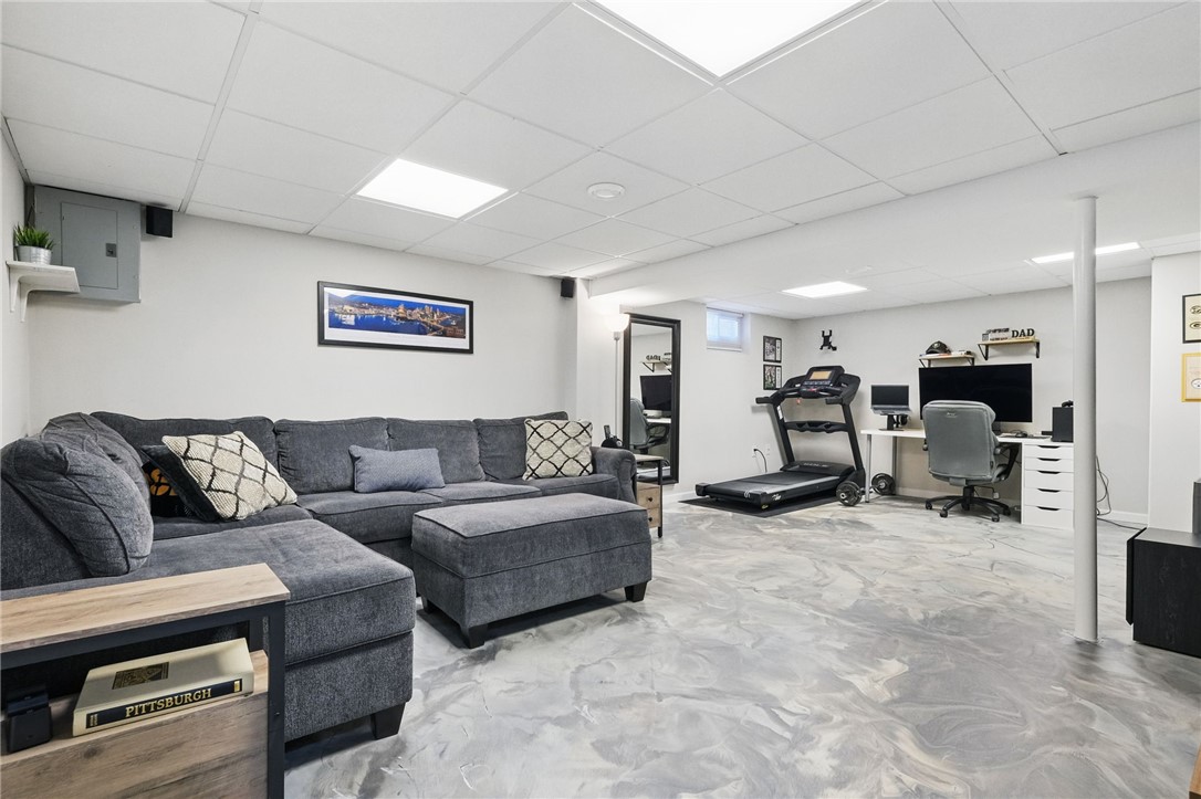 206 Brookston Dr