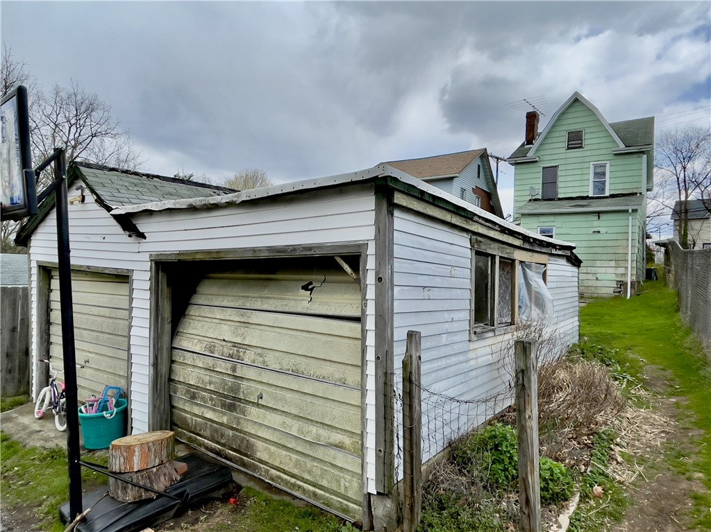 543 Mccully St