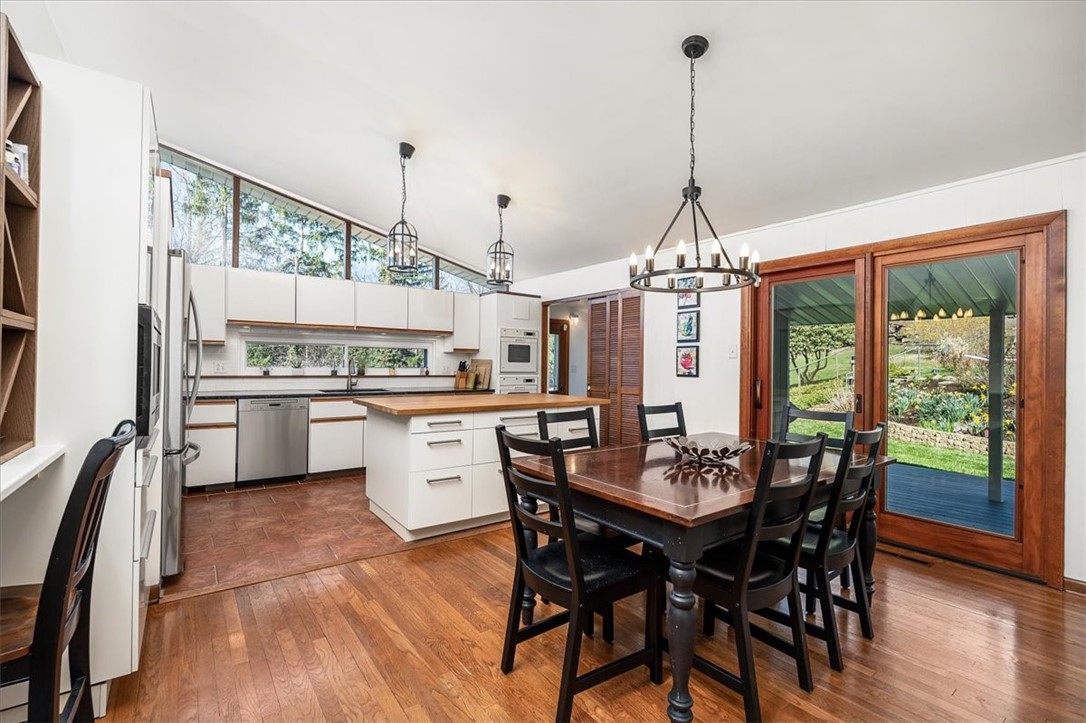 912 W Sutter Rd