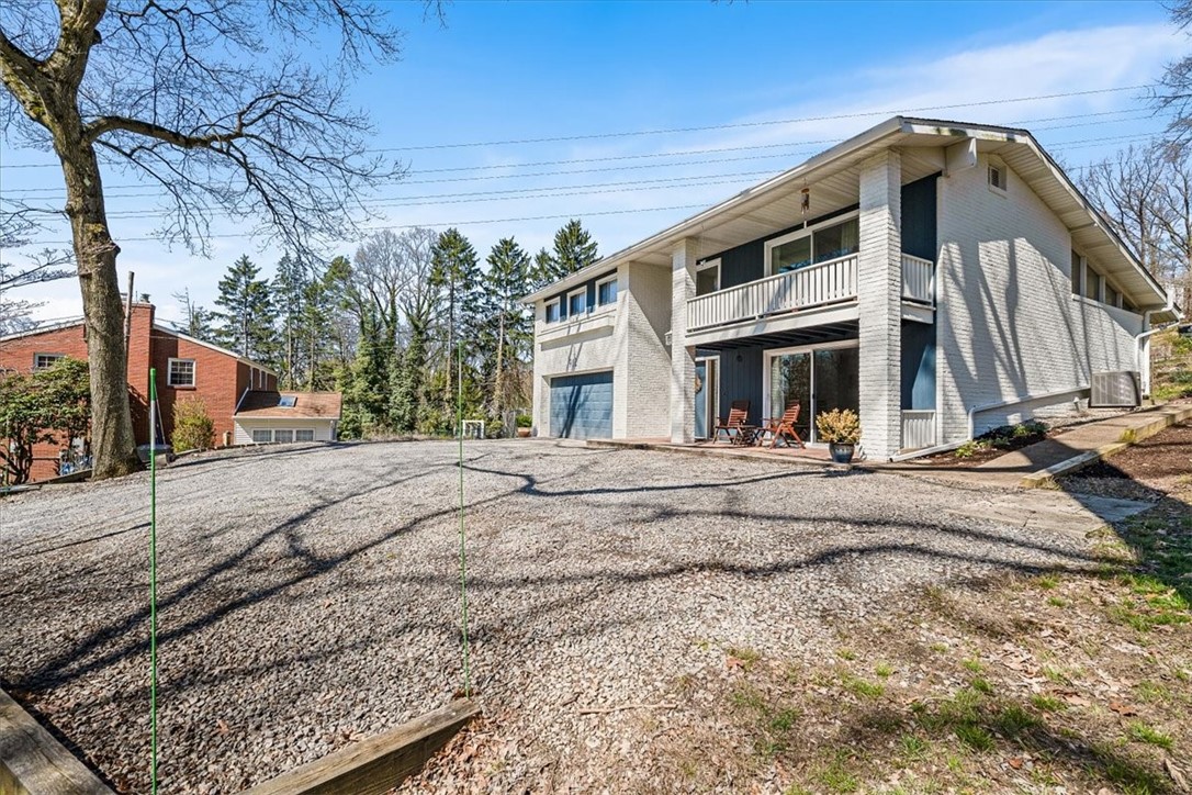 912 W Sutter Rd