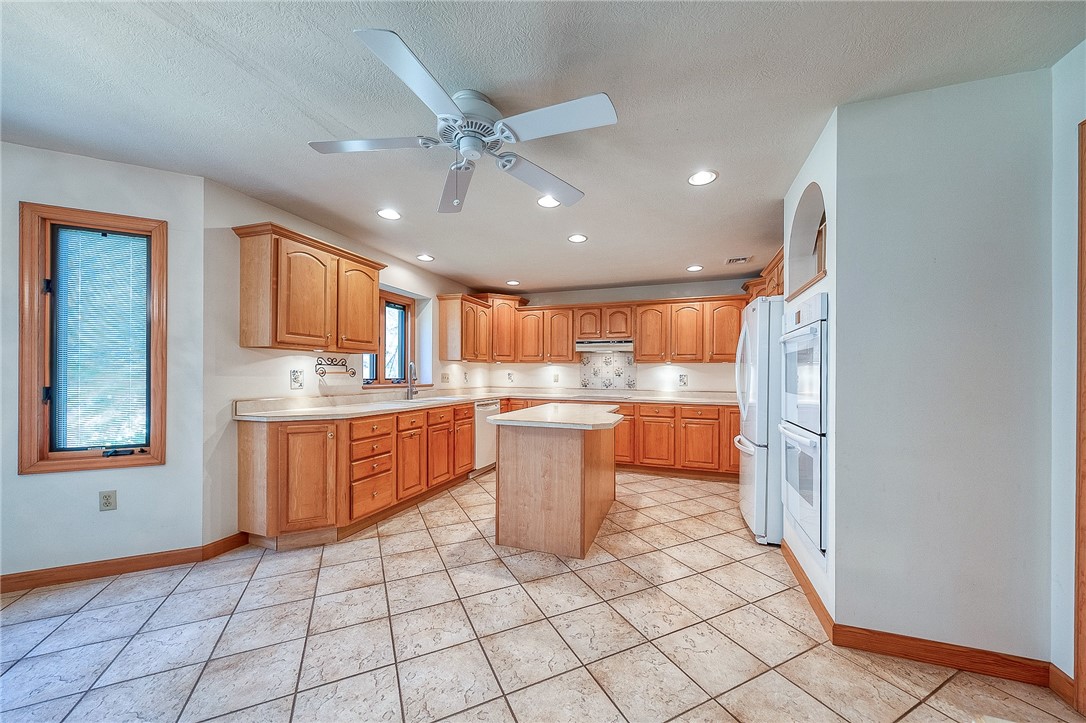 1505 Brimfield Dr