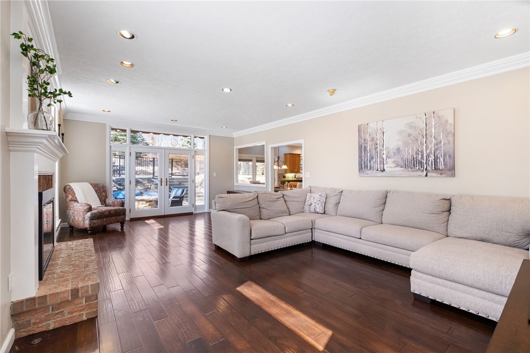 913 Highlander Circle