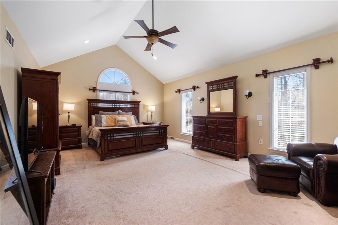 913 Highlander Circle