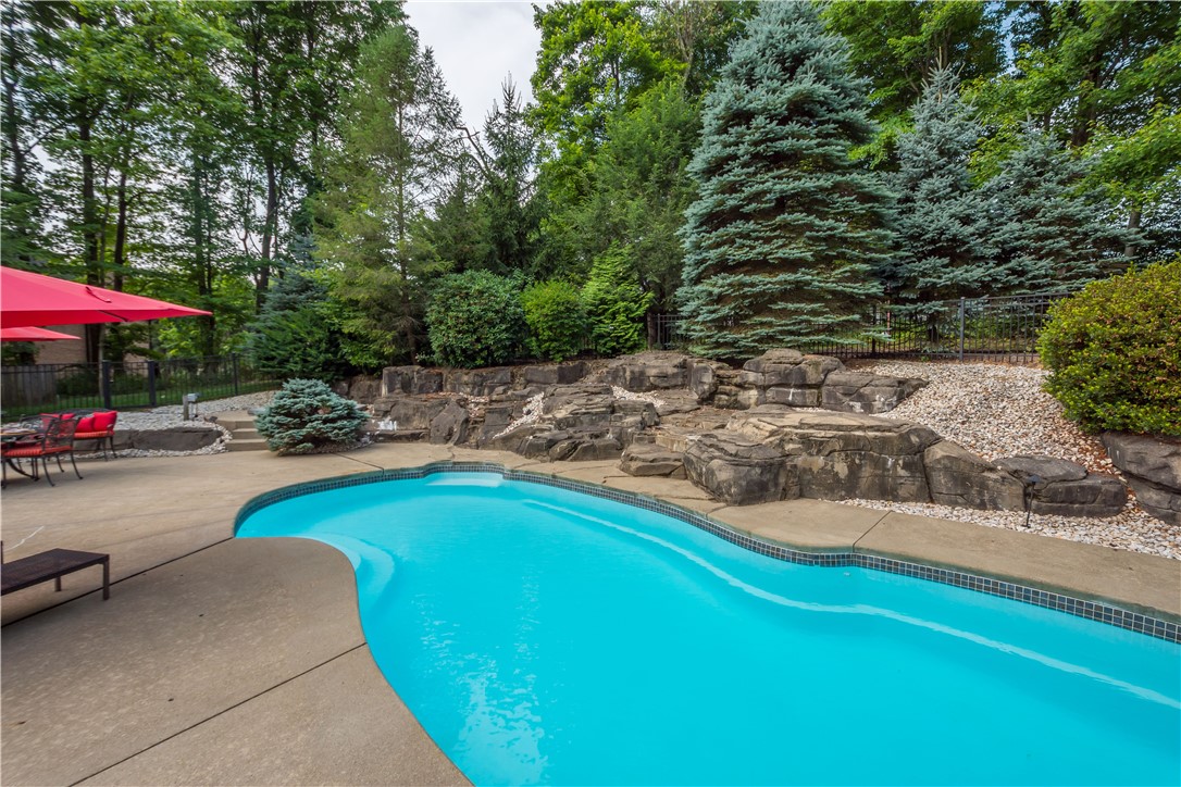 913 Highlander Circle