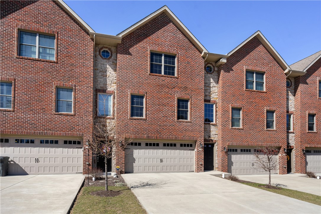 594 Chesnic Drive
