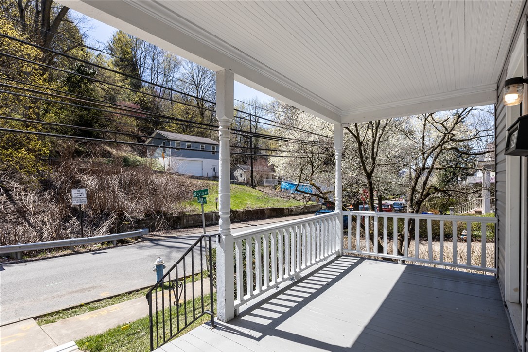 901 Nevin Ave