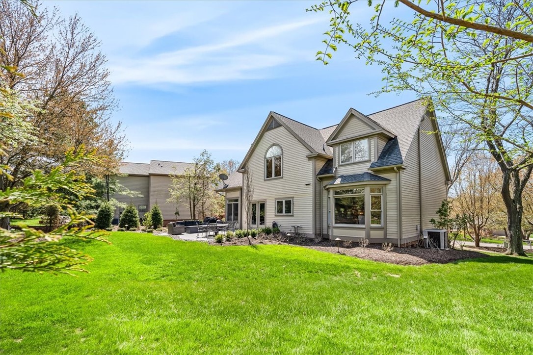 122 Pinehurst Ln